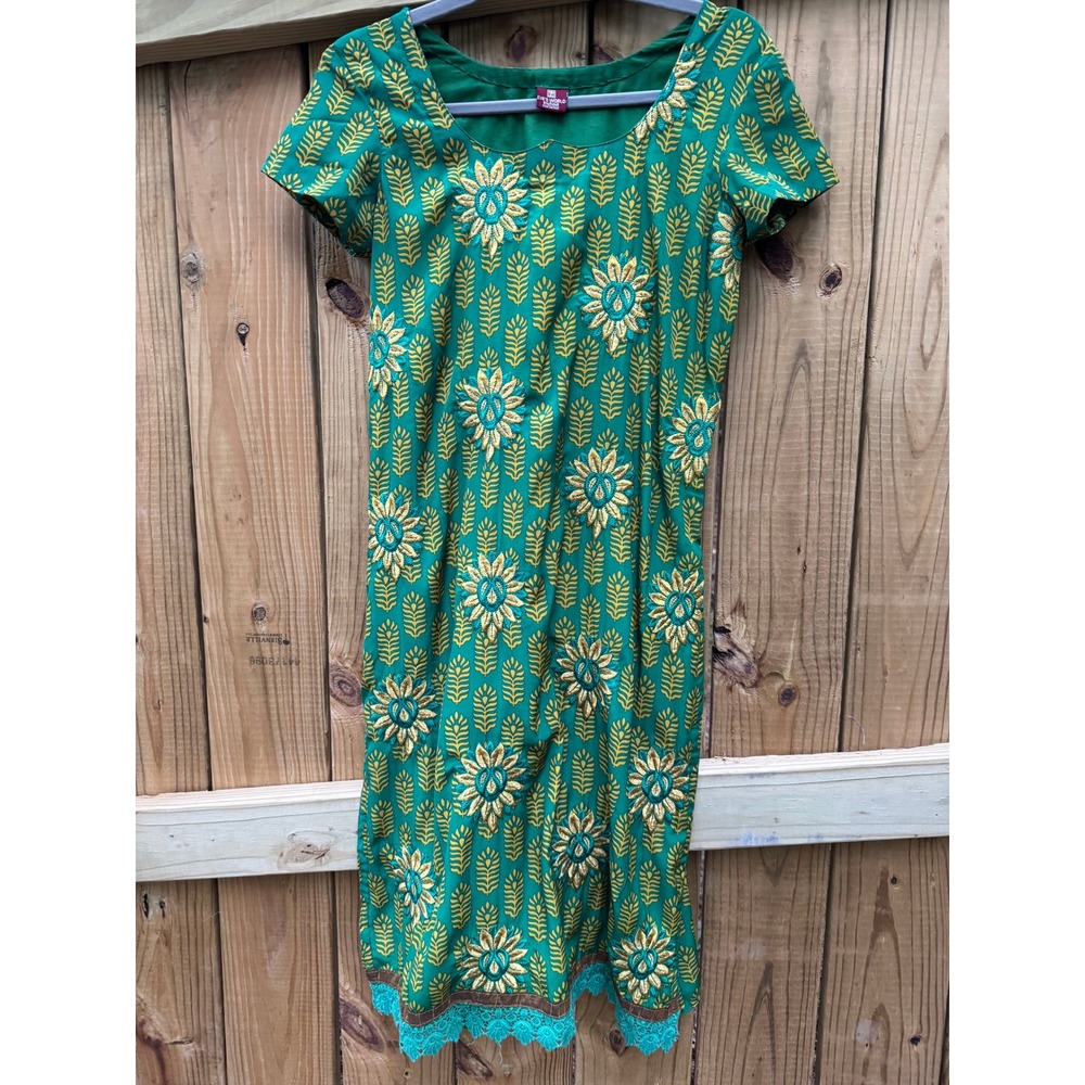 Eve's World Boutique‎ Green Floral Embroidered Dress Lace Trim Party